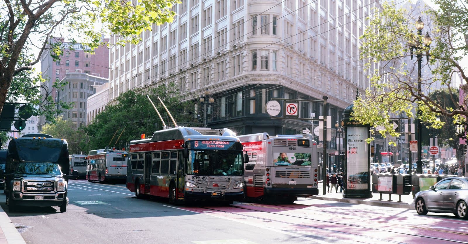 Đi lại bằng phương tiện công cộng ở San Francisco